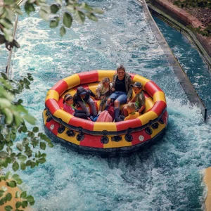 Reportage photo - éclaboussures en famille dans l'attraction aquatique Oxygenarium au Parc Astérix