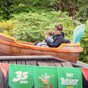 Reportage photo de l'attraction Hydrolix au parc Astérix - mini flume