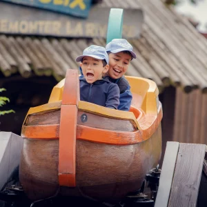 Reportage photo d'attraction dans le parc Astérix - manège et émotions - Hydrolix - mini flume