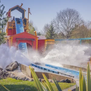 Reportage photo au parc Bagatelle - splash final du flume Bagatelle, moment de joie et d'adrénaline