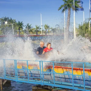 Reportage photo Fabrikus World Crazy River - gouttes d'eau et joie à bord du flume