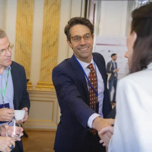 Reportage photo - Moment de détente entre les conférences de l'événement PCS 2025 à Paris