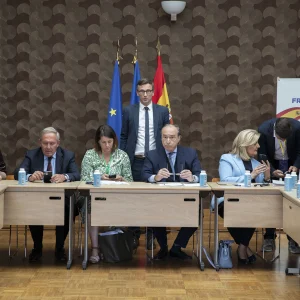 Reportage photo - conférence PCS 2025, intervenants experts en cybersécurité discutant des enjeux actuels