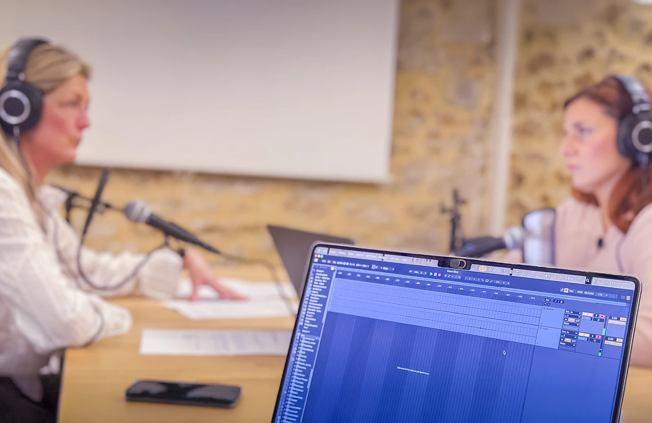 Audio - Le podcast en images - WEAVY - Agence Verveine Audio - Projet podcast Weavy - le podcast en images - Agence Verveine