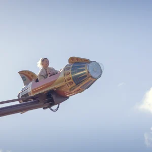 Reportage photo - attraction Orbitron inspiré de l'espace à Disney